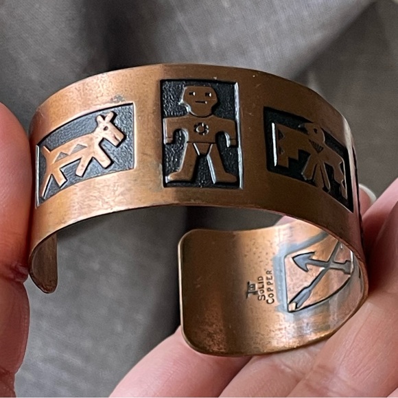 BELL TRADING POST | Vintage | Solid Copper Cuff Bracelet Circa 1960's - Picture 11 of 16